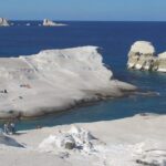 Μήλος: Ταξιδιωτικός Οδηγός για το Ηφαιστειακό Νησί